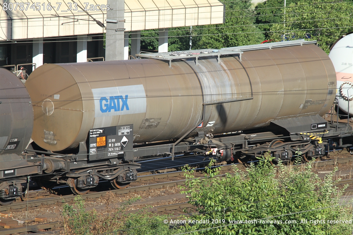 807874516-7_33_Zaces.JPG